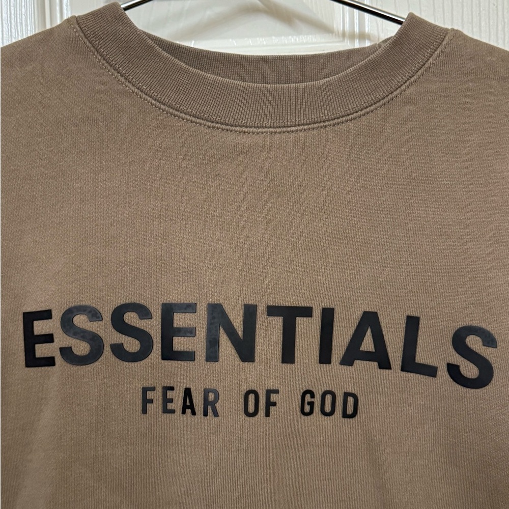 Fear of God Essentials Crewneck High End Tan Streetwear Youth Girls L - Picture 3 of 7
